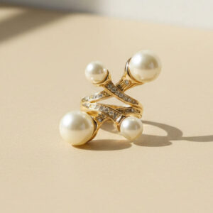 anillo con perlas